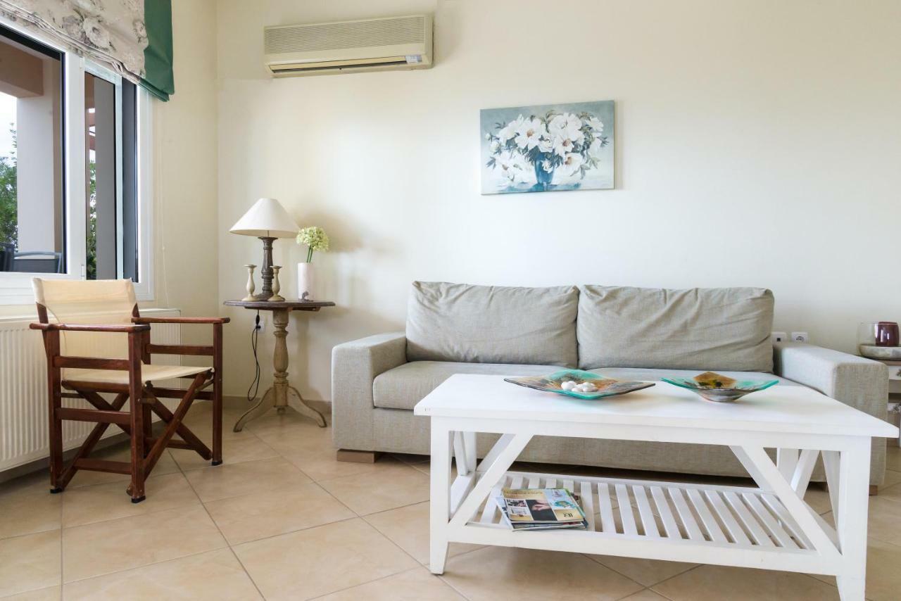 Rania Apartments Helmata Экстерьер фото